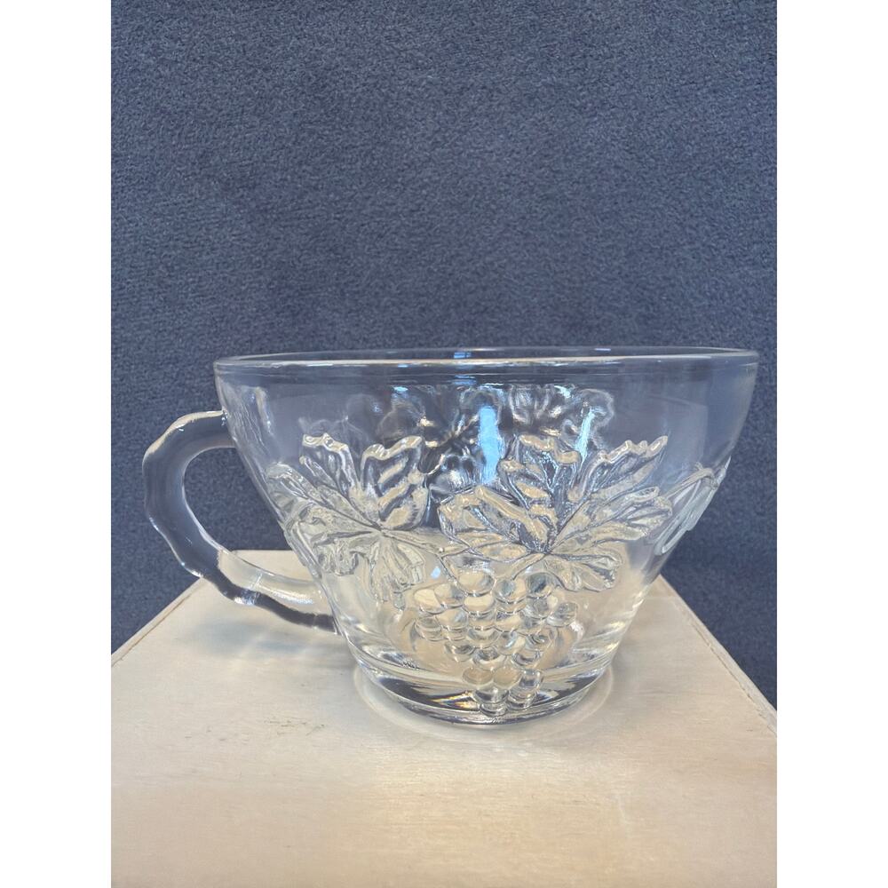 Lot of 4 - VTG 1970’s Anchor Hocking Grape Motif Replacement Punch  Cups - Picture 4 of 9